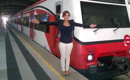Paola Espinosa promueve ejercicio en el Tren Suburbano