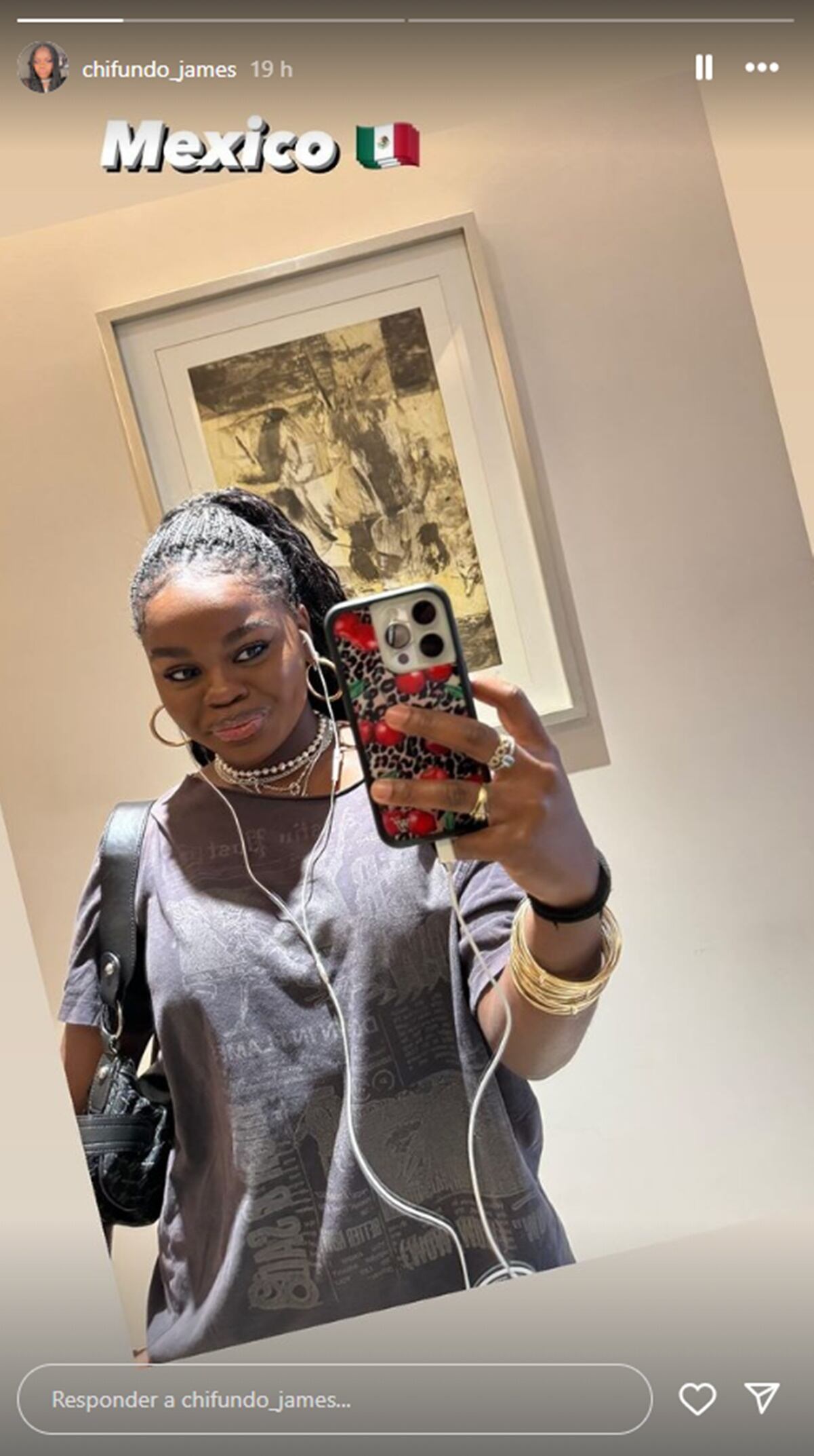 Mercy James, hija de Madonna, turistea por las calles de Coyoacán