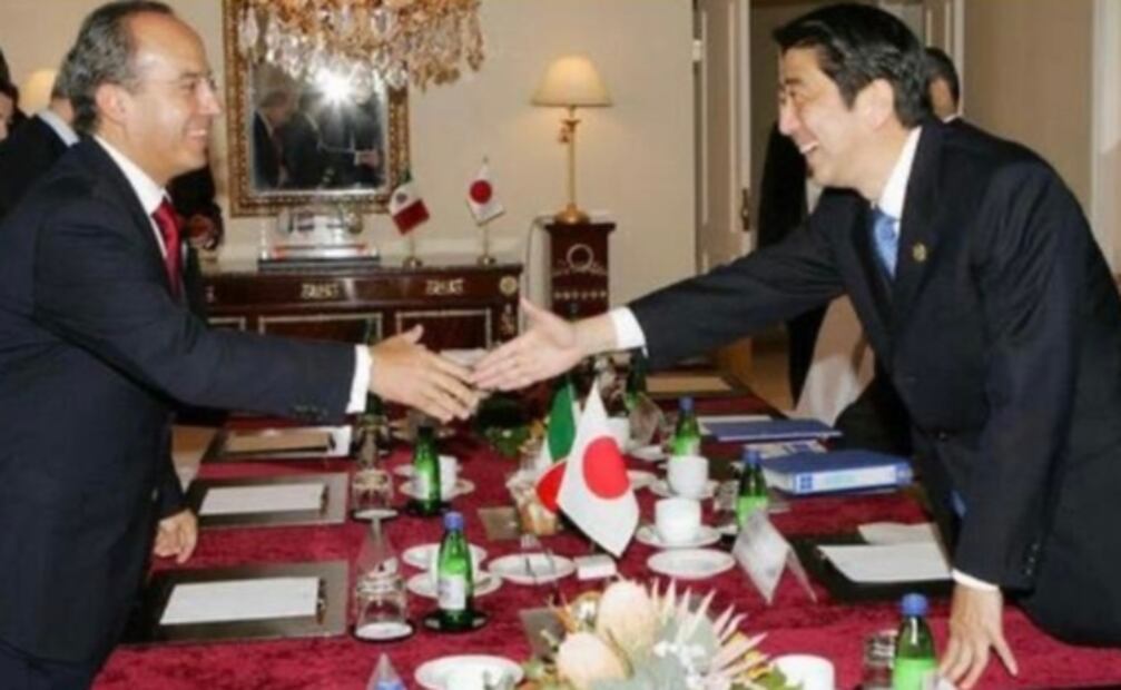 Felipe Calderón recuerda con fotos a Shinzo Abe, exprimer ministro de Japón asesinado