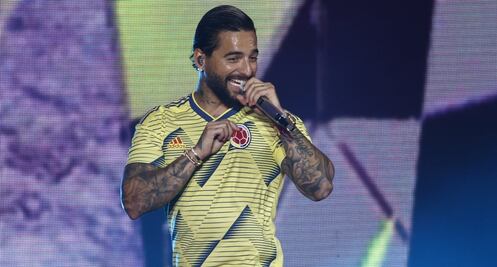 Pese a críticas por su participación en Qatar 2022, Maluma se presenta en la inauguración del FIFA Fan Festival