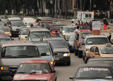 Autos con engomado amarillo no circulan
