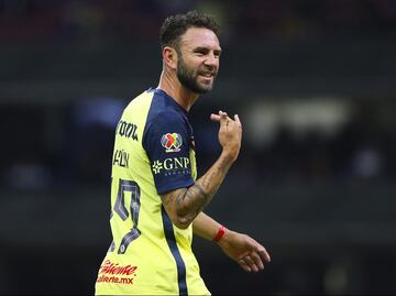 Miguel Layún se disculpa tras el berrinche que protagonizó en el Estadio Azteca