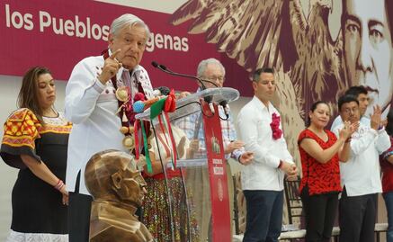 Indígenas piden a AMLO no polarizar al país y no usarlos con fines electorales 