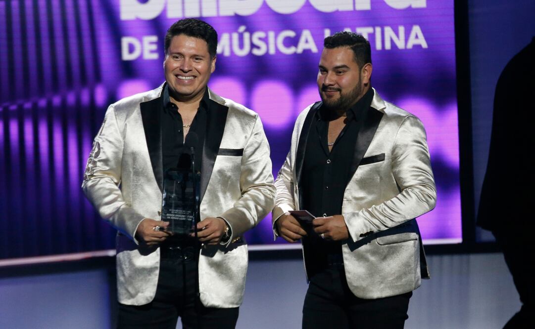 Foto de archivo de Oswaldo Silvas (izq) y Alan Ramirez (der), de la Banda MS. Foto: Eric Jamison/Invision/AP, archivo
