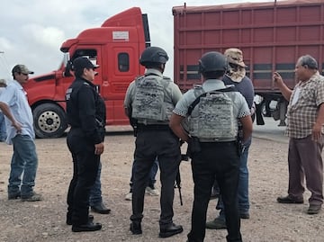 Tras 3 días, campesinos disuelven bloqueo carretero en Tamaulipas; “dimos una tregua, pero vamos a bloquear otra vez”, aseguran