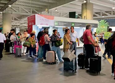 Usuarios de taxis por app buscan evadir veda del AICM