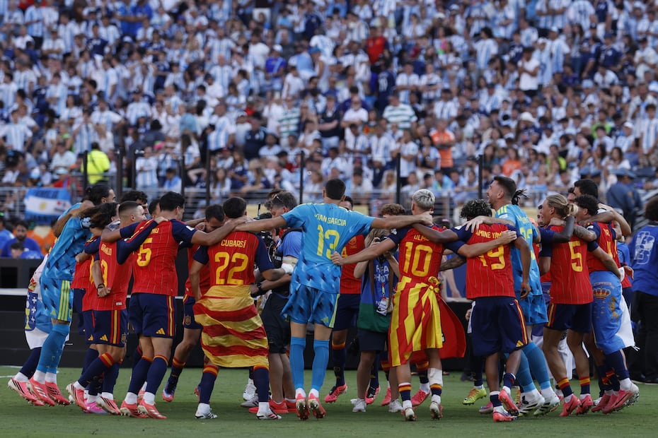 España celebra su corona en la Copa del Mundo de 2026, tras derrotar a Argentina - Foto: EFE