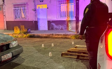 Asesinan a hombre dentro de un vehículo en Azcapotzalco; autoridades revisan cámaras de videovigilancia para dar con los responsables