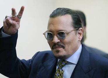 Johnny Depp cumple 59 años y recibe sorprendente regalo de sus fans