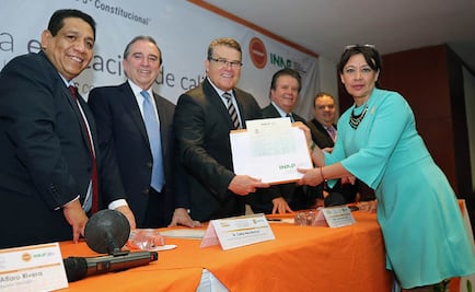 Se gradúa generación de maestros líderes en calidad educativa