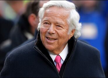 Dueño de los Patriots, acusado de actos de prostitución