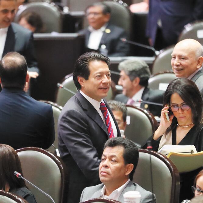 Mario Delgado, líder de Morena en la Cámara de Diputados, explicó que, sin fuero, gobernadores podrán ser juzgados por diversos delitos. ARCHIVO EL UNIVERSAL