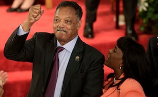 Barack y Michelle Obama lamentan la muerte de Jesse Jackson; lo califican como “un verdadero gigante”