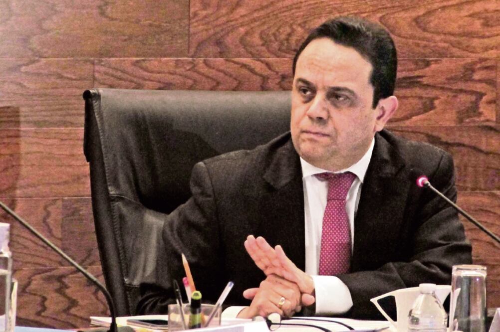 El comisionado del Inai Francisco Javier Acuña dice que se deben crear criter io s de protección para los datos que recaban organismos de asistencia internacional (ARCHIVO. EL UNIVERSAL)