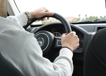 Cómo prolongar la vida de la batería del auto