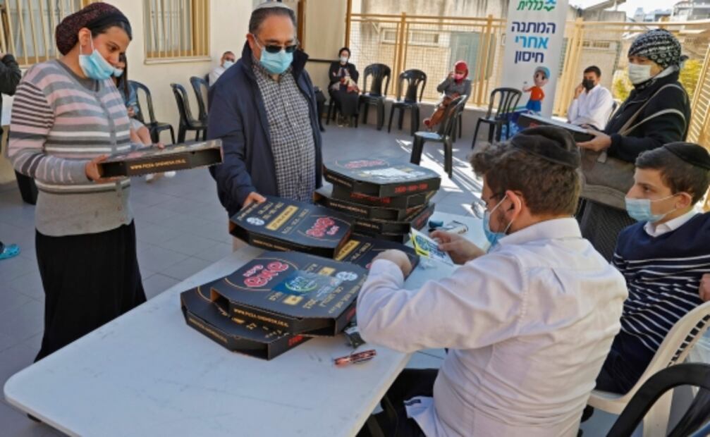 En este país regalan pizza a cambio de ponerse vacuna contra Covid-19