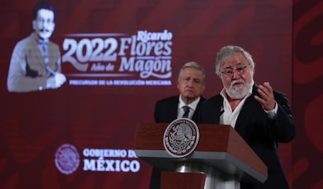 Chats de ninguna manera descalifican informe de la Comisión para el caso Ayotzinapa: Encinas