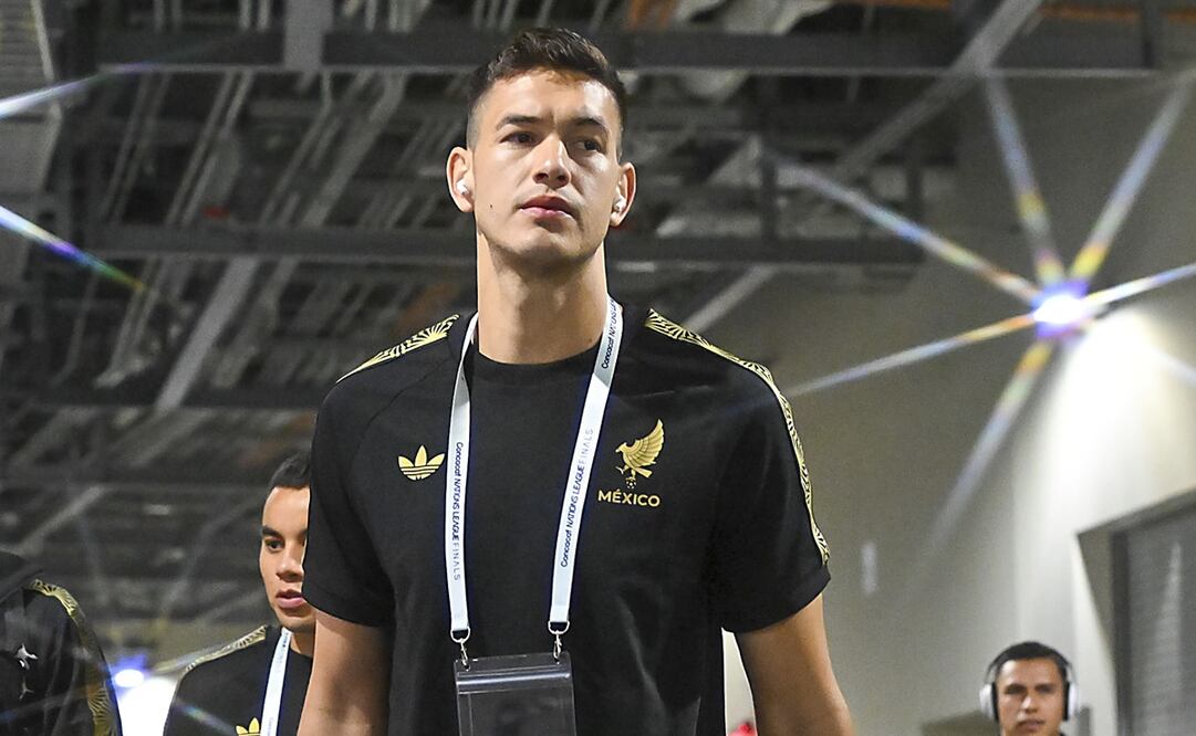 César Montes responde al supuesto interés de Chivas / Foto: Imago7