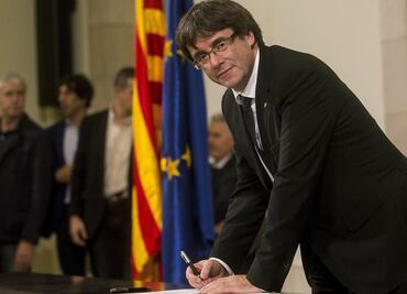 Descarta Puigdemont regresar a España pese anulación de detención