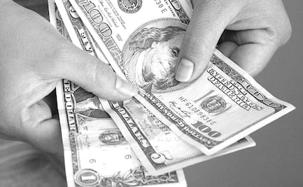 Dólar cae a 21.29 pesos tras tres jornadas al alza; BBVA ve posibilidad de que baje más de precio