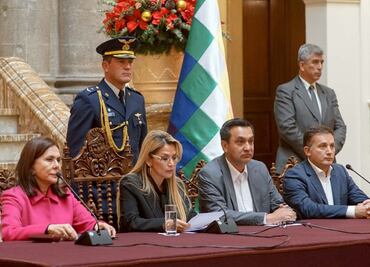 Jeanine Añez expels Mexican ambassador from Bolivia