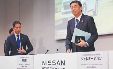 Por aranceles, Nissan analiza sacar producción de México 
