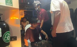 Rescatan a dos náufragos en costas del sur de Veracruz; pasaron más de 3 horas en el agua 