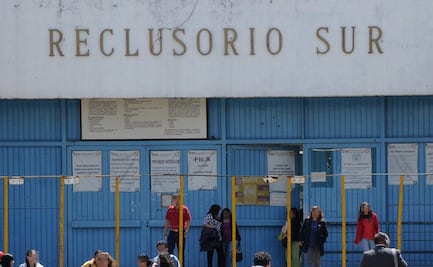 Trasladan a Fiscalía a 3 custodios involucrados en escape de reos del Reclusorio Sur