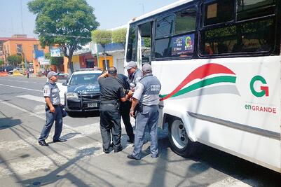 Van 450 funcionarios contra ‘degolladora’