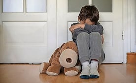 Congreso de CDMX pide investigar presuntos maltratos físicos y psicológicos en kínder de Tláhuac; padres señalan a una maestra