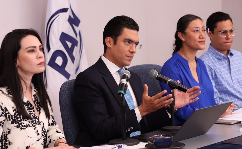 De izquierda a derecha: La secretaria general del Partido Acción Nacional (PAN), Karen Michel González Márquez; el dirigente nacional, Jorge Romero Herrera; la secretaria ejecutiva de presidencia, Joanna Alejandra Felipe Torres; y el secretario de fortalecimiento interno, Juan Carlos Martínez Terrazas, durante la sesión del domingo 06 de septiembre de 2026. Foto: Especial
