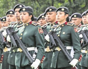 Hacienda da a Sedena hospital y deportivo del EMP