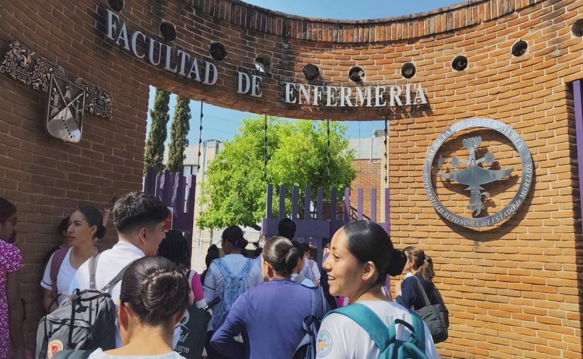 Alumnos que exigían volver a clases retiraron los candados y retomaron las instalaciones en Morelos