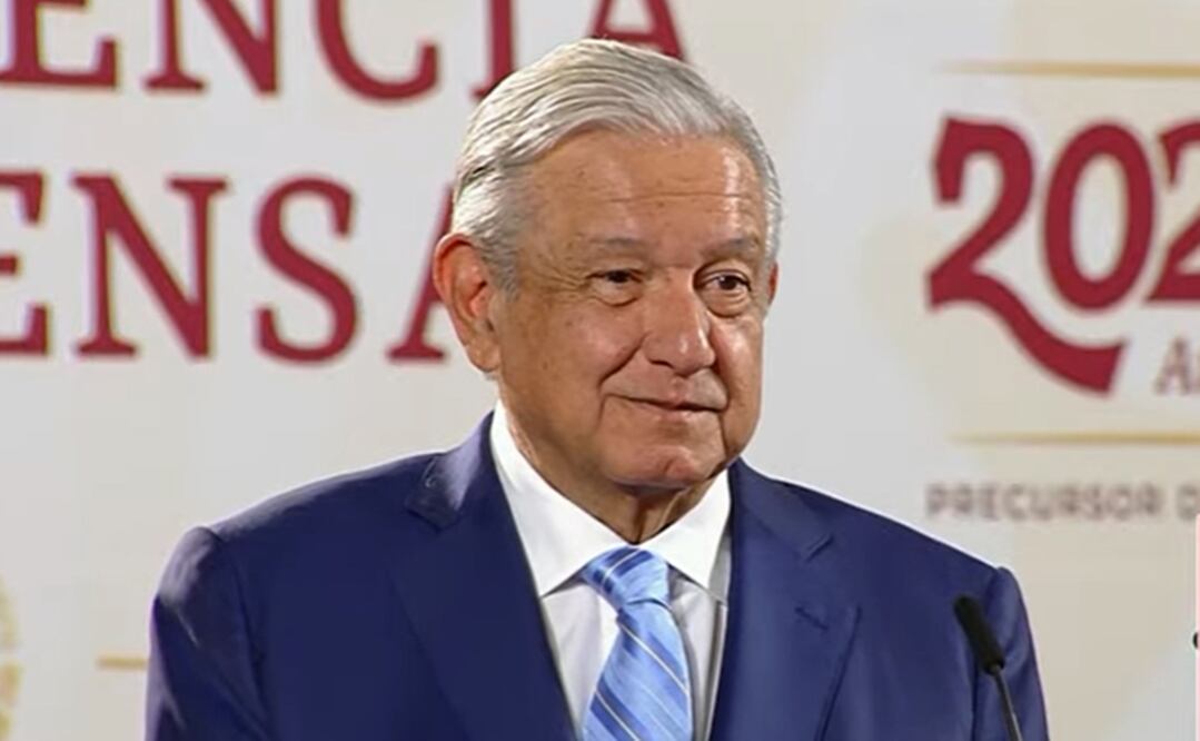 El presidente López Obrador recordó que en la pasada administración de Enrique Peña Nieto era una constante los gasolinazos. Foto: Especial