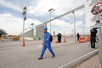 Contratos a la Sedena por NAIM presentan anomalías