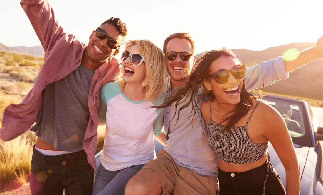 Ya viene el verano, es momento de sacar tus mejores lentes de sol. Foto: Istockphoto