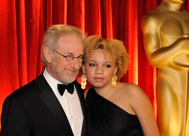 Steven Spielberg estaría avergonzado de su hija Mikaela