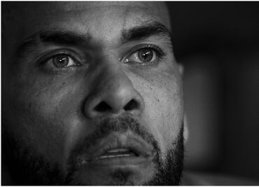 Padre de Neymar niega que él pagará la fianza para la libertad de Dani Alves