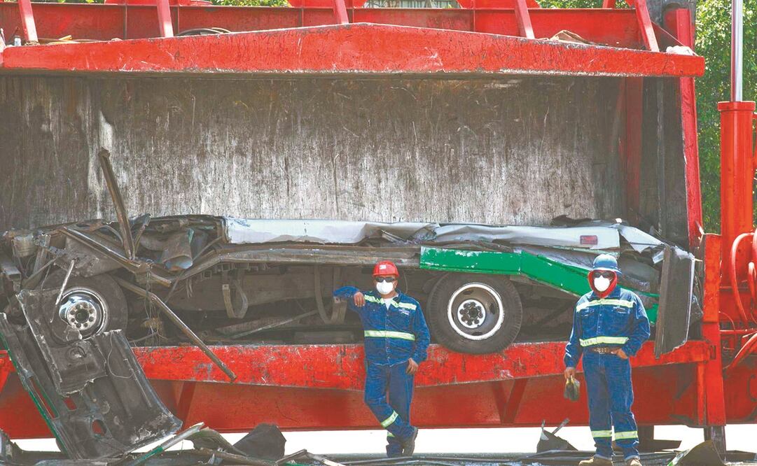 Como parte del programa de renovación, serán sustituidas las unidades en las zonas periféricas de la Ciudad de México. Durante el año pasado se realizó la chatarrización de 810 autobuses con más de 10 años de antigüedad. Foto: Mario Jasso. CUARTOSCURO