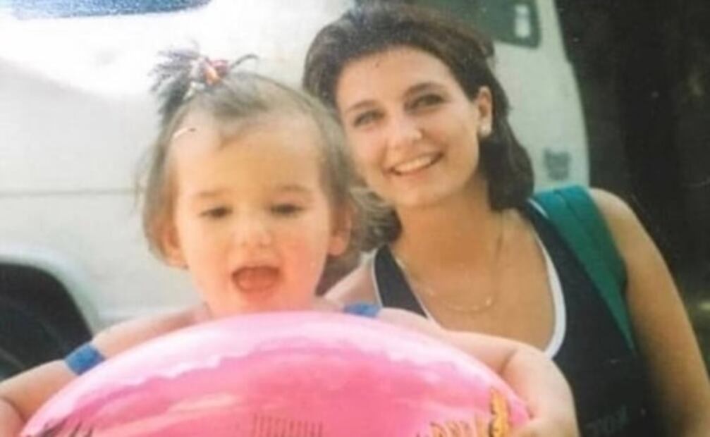 Dua Lipa presumió a su espectacular madre en Instagram y ya sabemos de dónde heredó la belleza