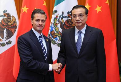 Peña Nieto sigue desde Los Pinos elección de EU