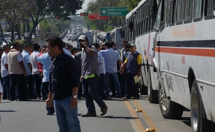 Estalla huelga de choferes del transporte urbano en Oaxaca