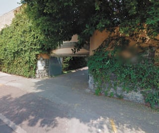 Comando roba caja fuerte de restaurante