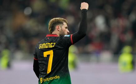 Santiago Giménez sorprende a la afición del AC Milan; esto les dijo el mexicano