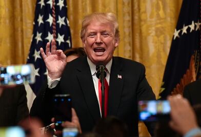 Trump anuncia nuevos aranceles sobre 200 mil mdd en bienes chinos