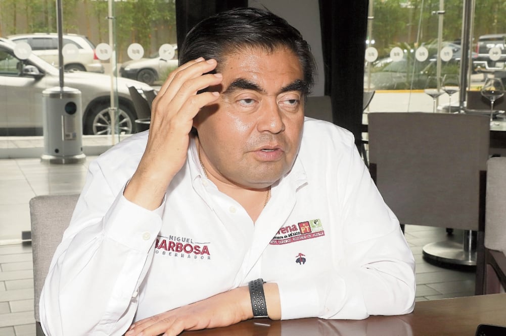 Miguel Barbosa Huerta, aspirante de la coalición Morena-PT-PVEM a la gubernatura de Puebla.