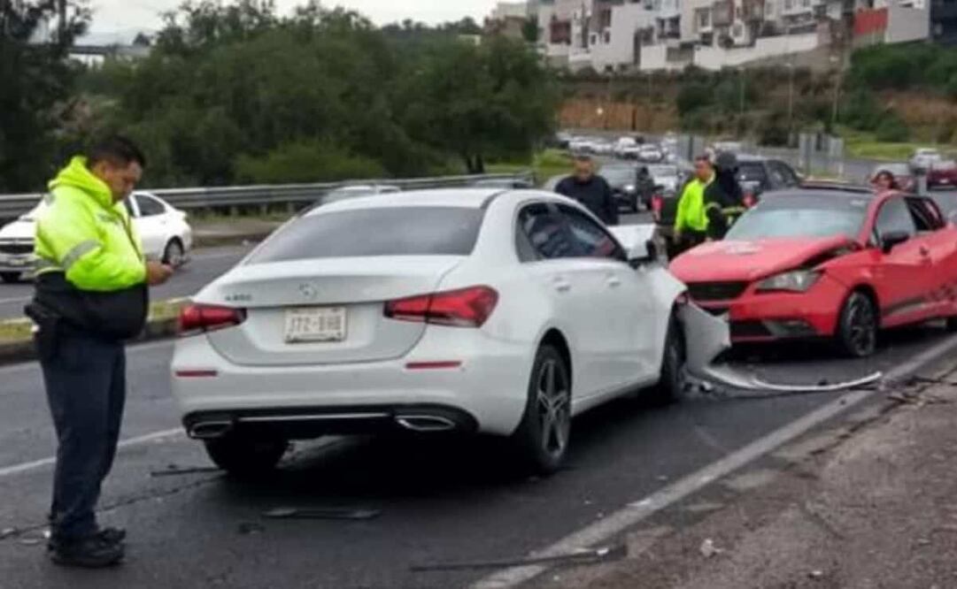Los lesionados fueron trasladados a un hospital. Foto: Especial