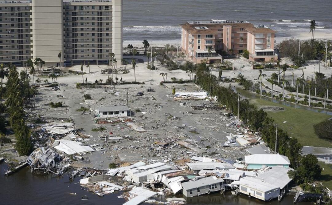 Las estructuras dañadas se ven a raíz del huracán Ian. Foto: AP