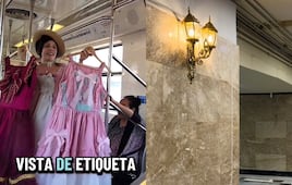 Vendedora de vestidos de época promociona productos dentro de Metro Hidalgo; video se vuelve viral