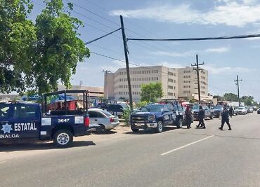 En Sinaloa, se fugan 2 reos federales por la puerta principal